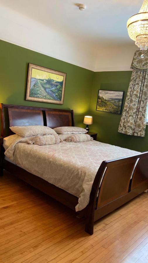 Monroe House Executive Guest Suites St. John's Εξωτερικό φωτογραφία