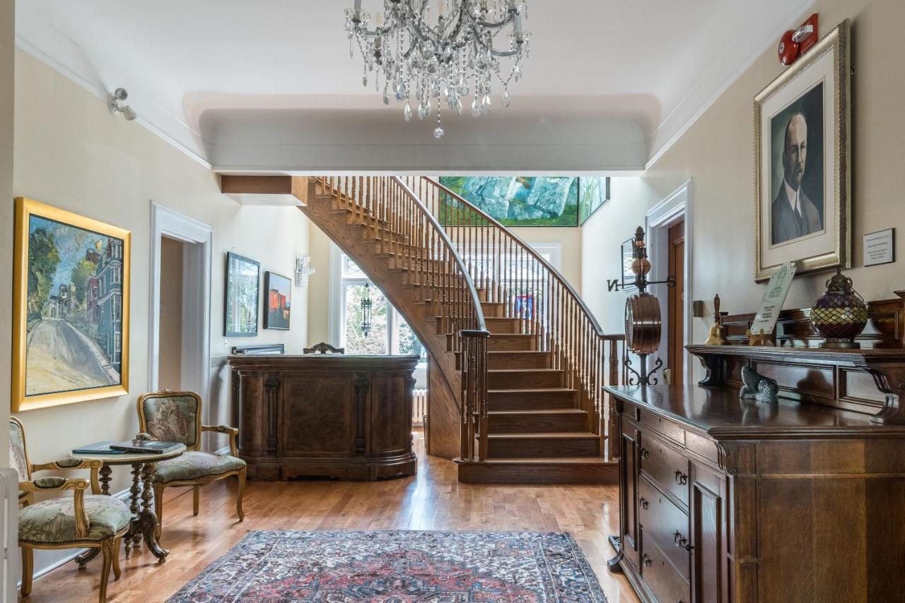 Monroe House Executive Guest Suites St. John's Εξωτερικό φωτογραφία